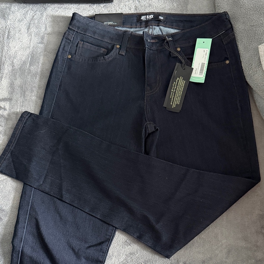 Just Black Women's Dark Indigo Cropped Jeans
